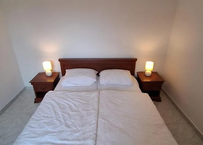 Me Living - - Stadtnaehe Appartement