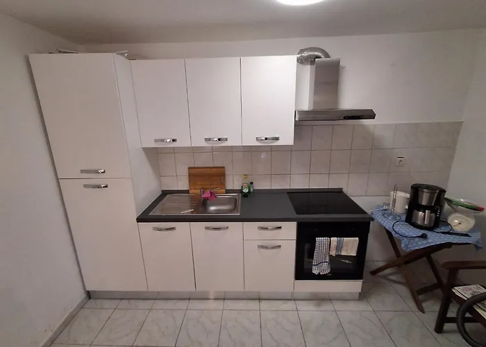 Appartement Me Living - - Stadtnaehe Pula