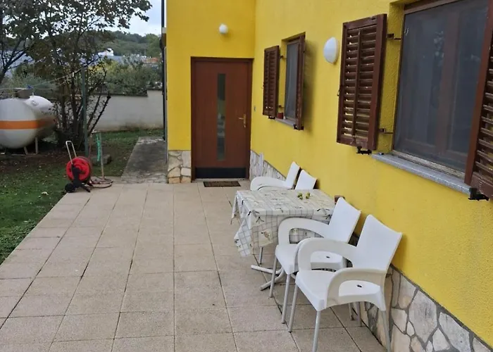Me Living - - Stadtnaehe Διαμέρισμα *