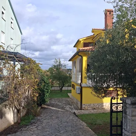 Me Living - - Stadtnaehe